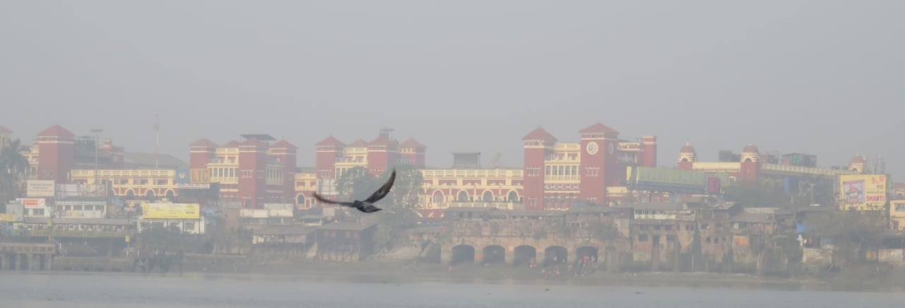 Howrah train station crop