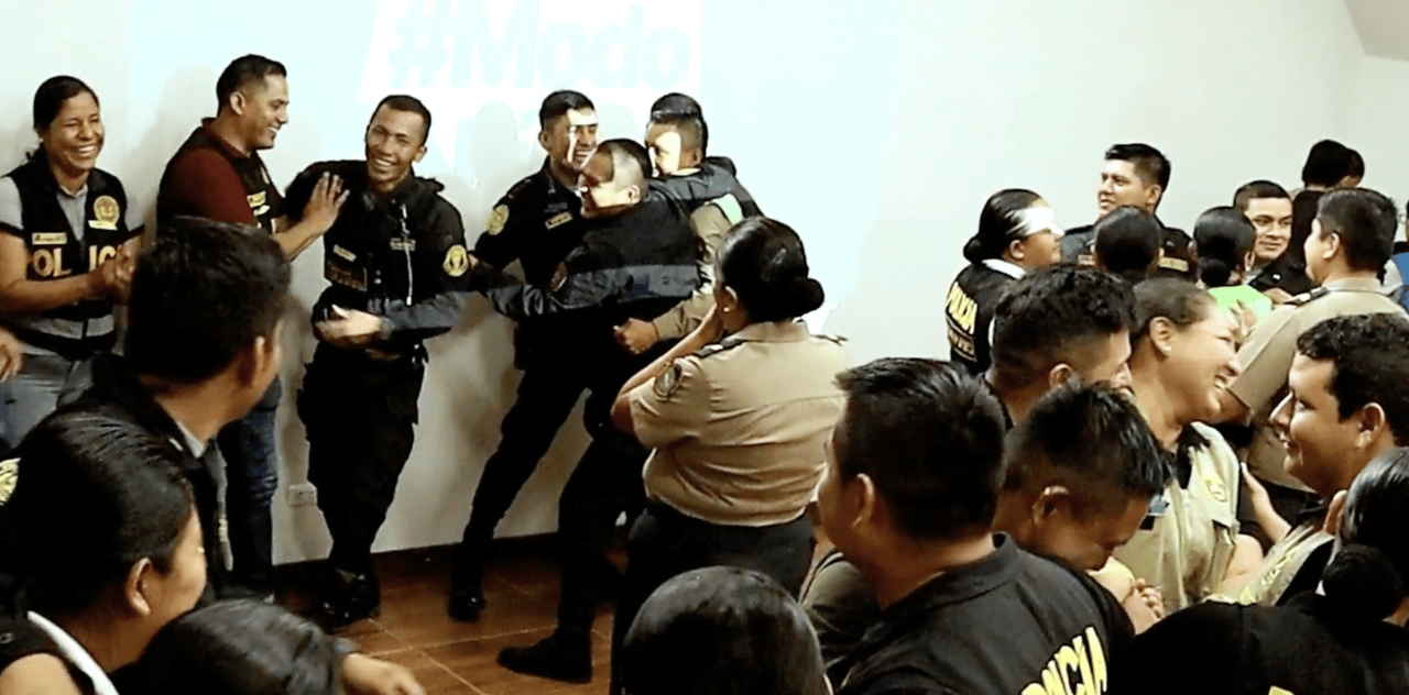 Peruvian Police goes into Childhood Mode 3