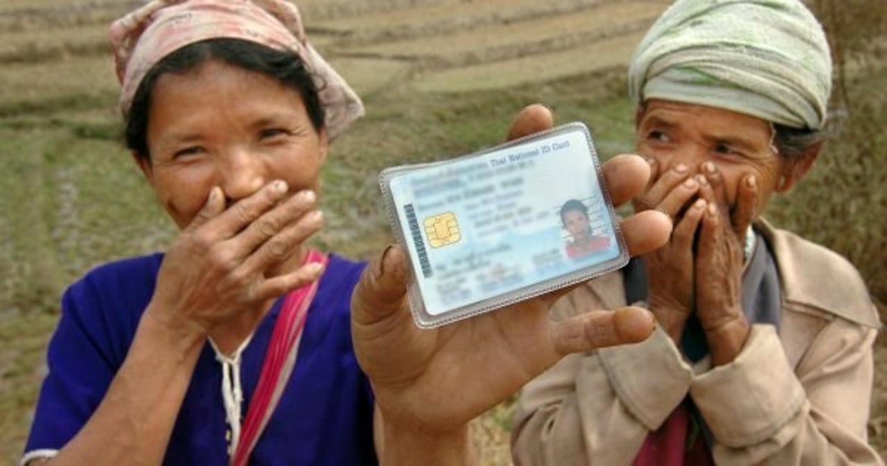 200602th citizenship celebration 0008m3 b 1