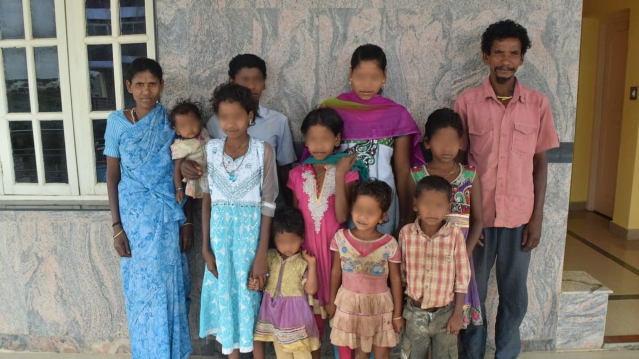 2018 06 Family of 11 Freed 2018 06