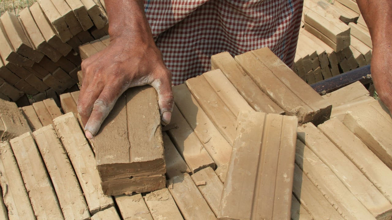 IMG 4894 JPG 201603 PHN Cambodia Labor Trafficking Approved for Full Use