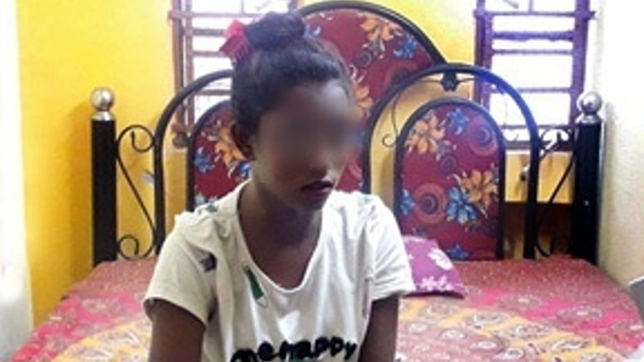 Police Rescue Teen Girl header