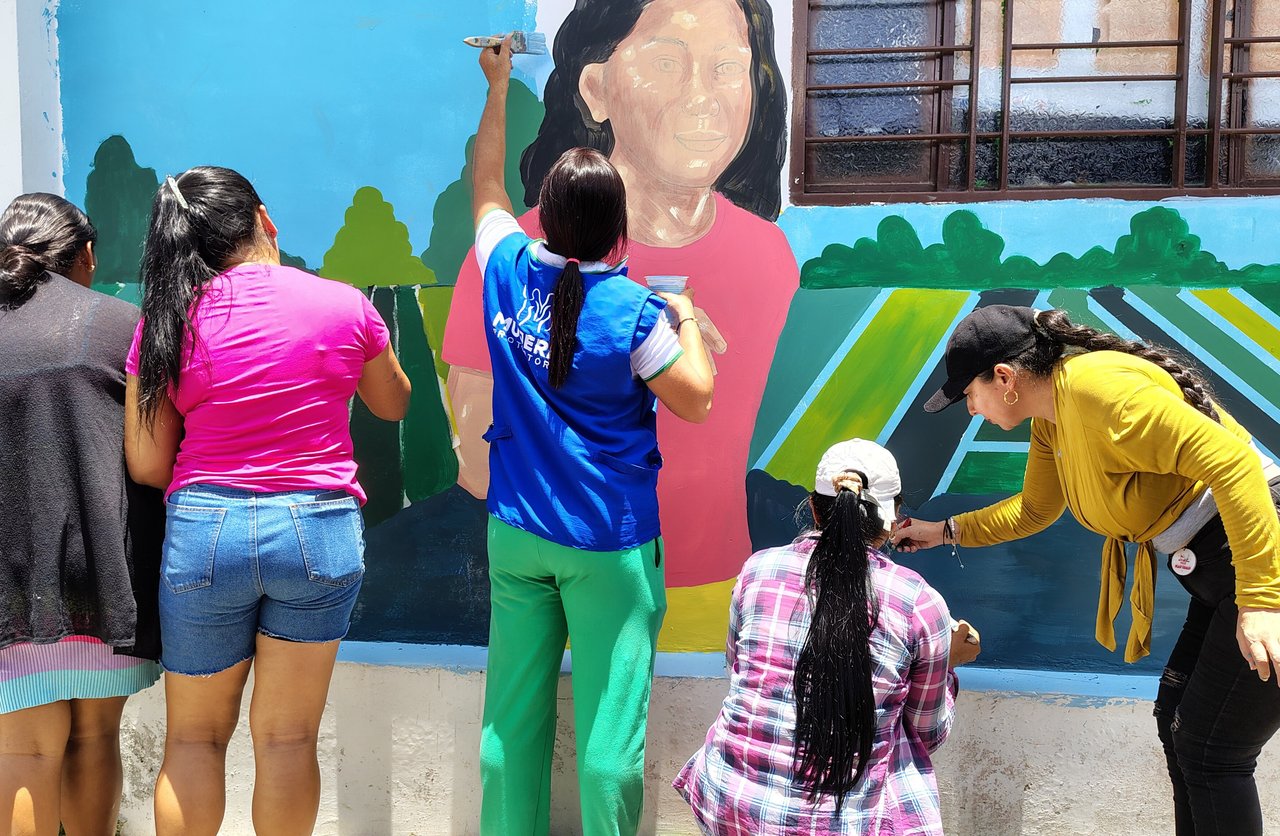 Colombian Women Transforming Pain into Art 202509 CO Painted Resistance Approved for Full Use10