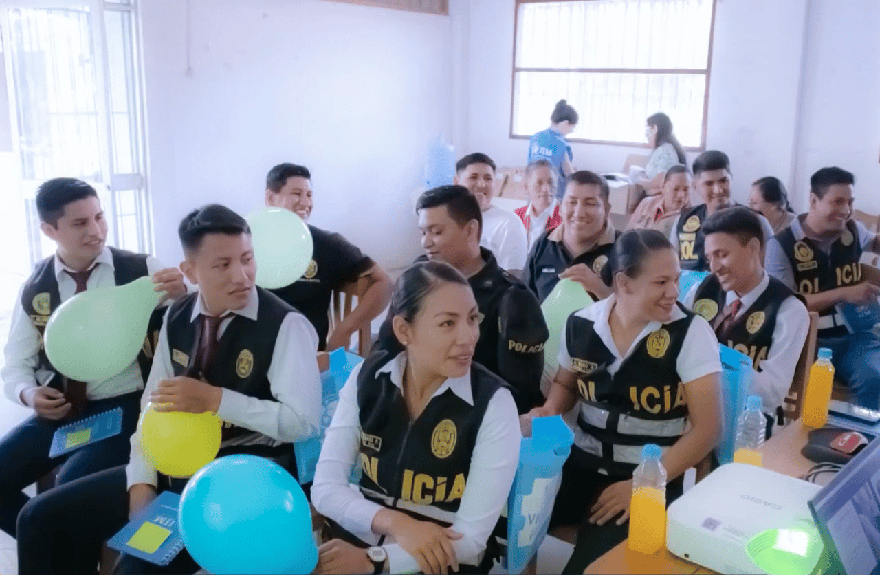 IJM Peru Volunteers Police Officers Training 8
