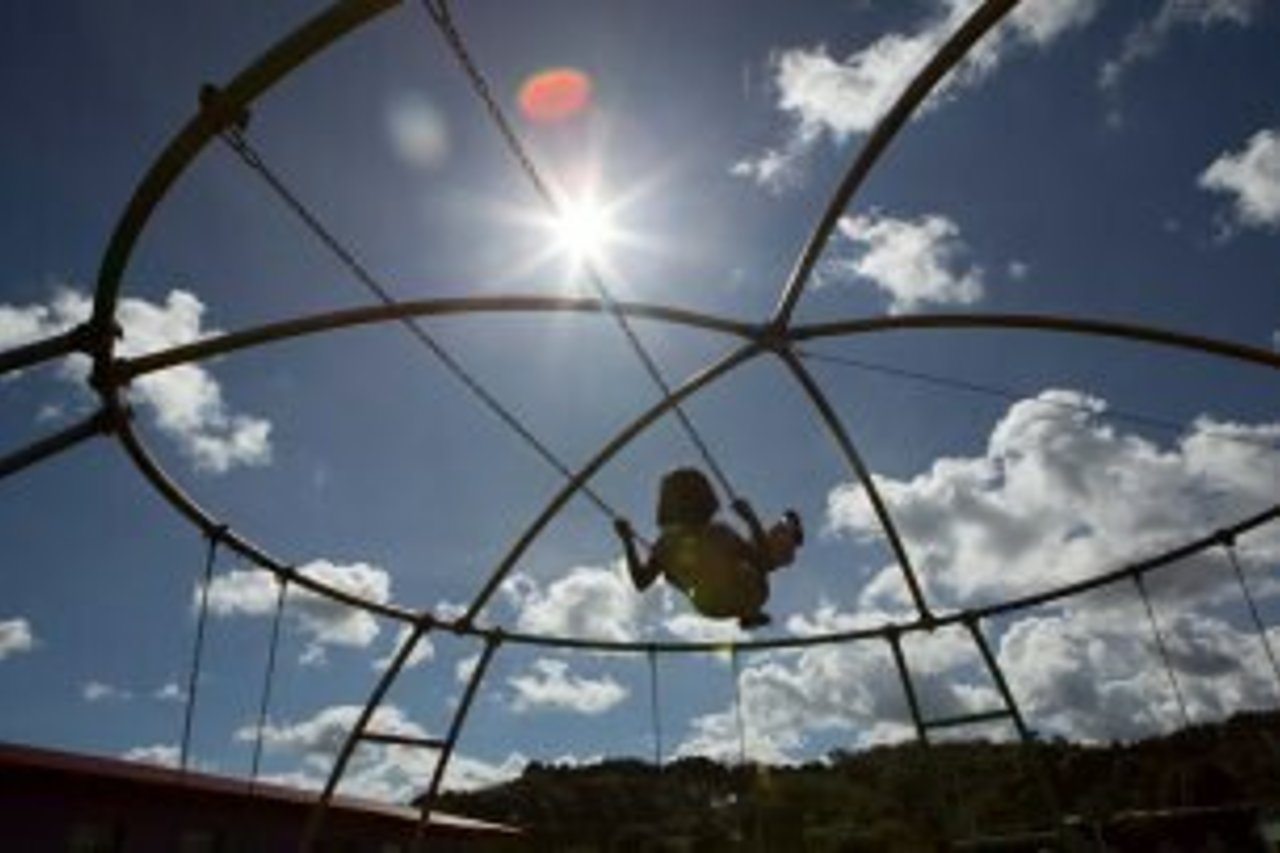 201408gua presidentstrip oasis 201408gua presidentstrip 1