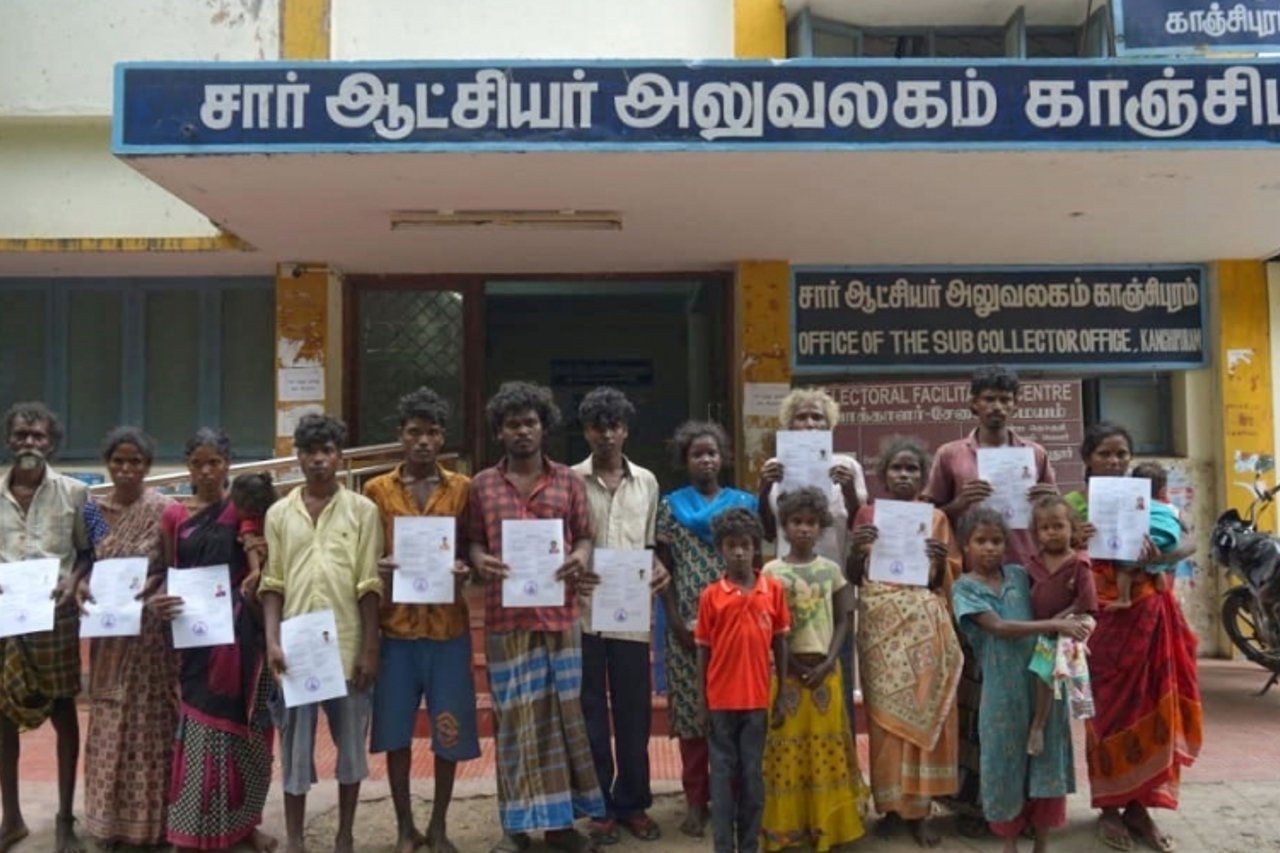 2019 08 Eighteen Survivors with R Cs