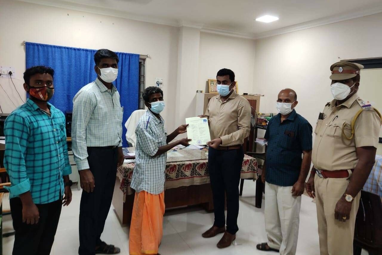 2021 08 27 READ Farm Rescue Recieving the Release Certificate jpg 202108 CHE READ Farm Rescue Approved for Full Use