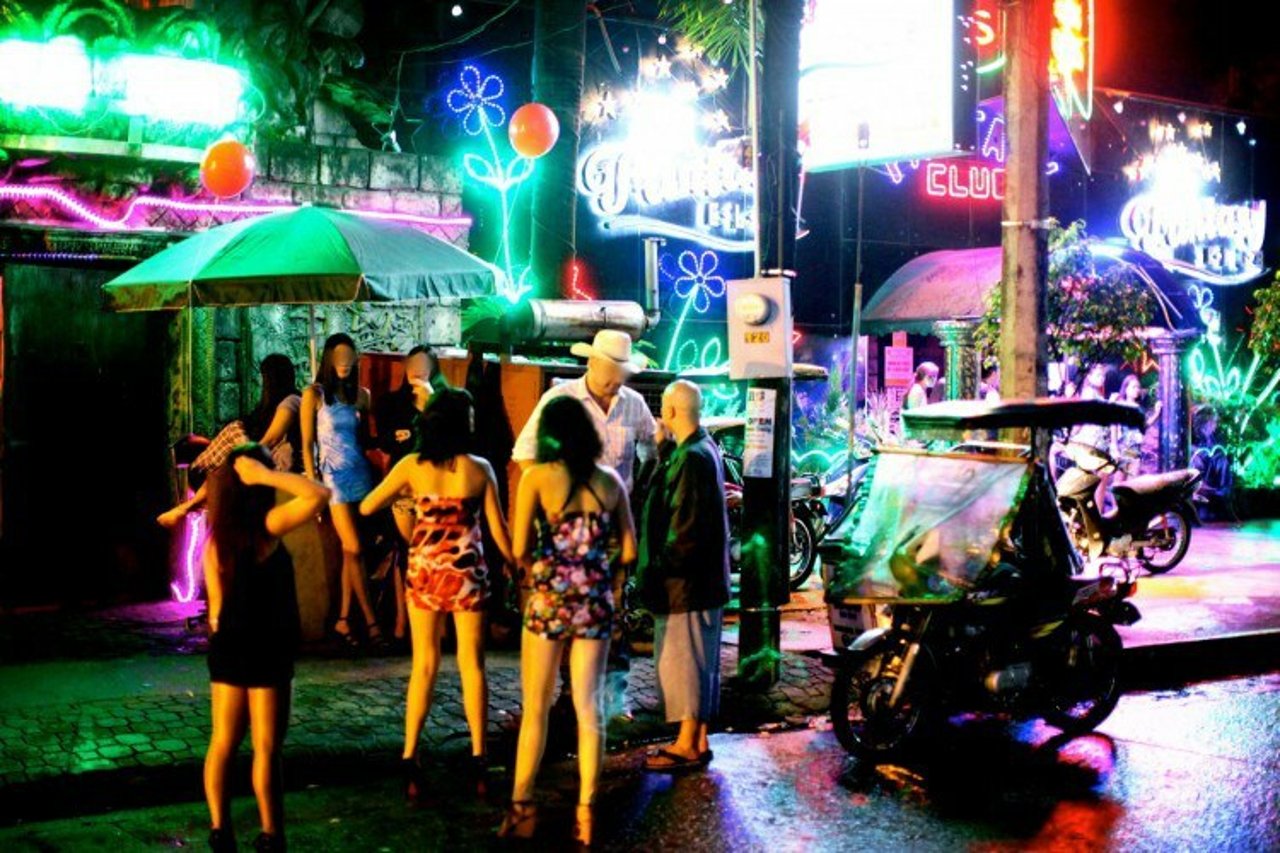 800 pampangastreetscenebynight