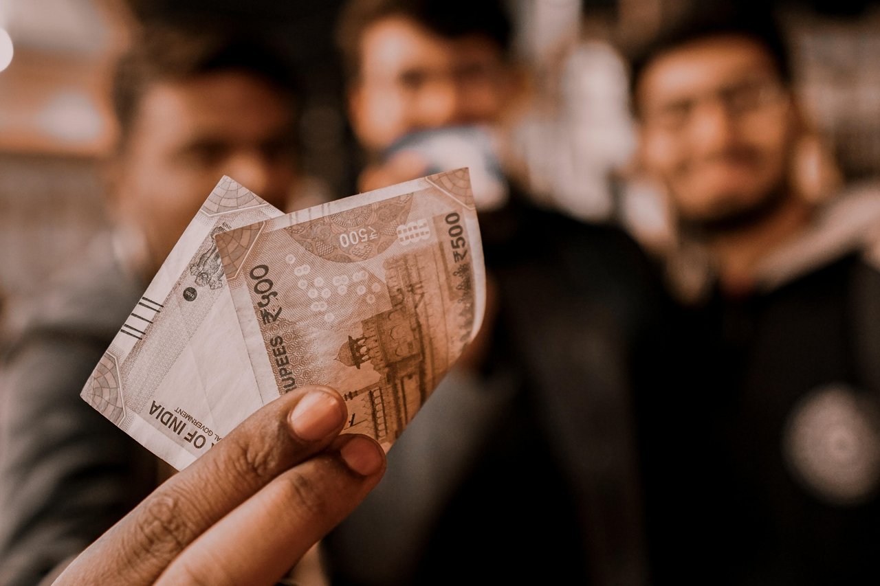 Buying Minors actors