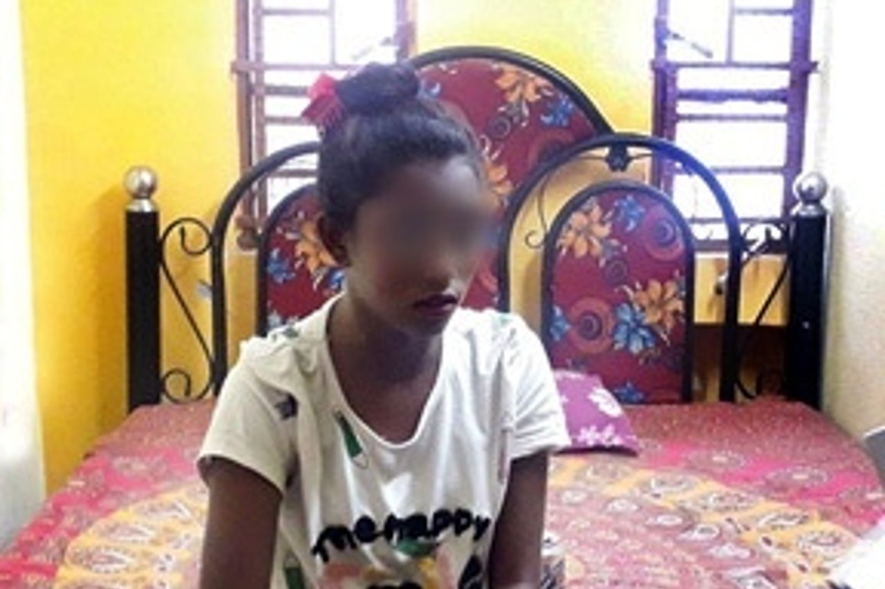 Police Rescue Teen Girl header