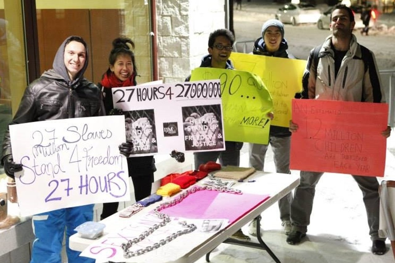 Queen s stand for freedom large group