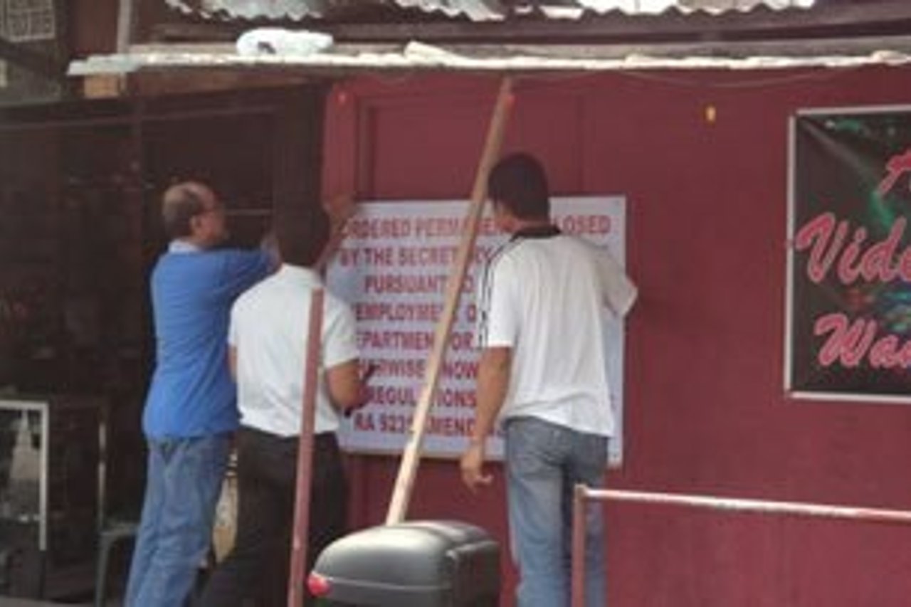 Manila bar closed thumb